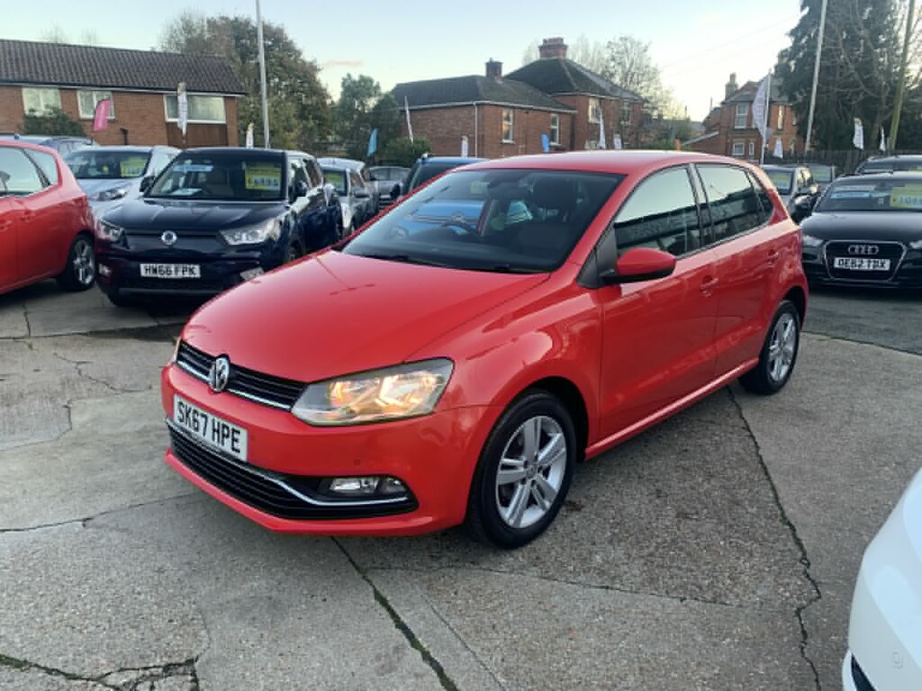 Volkswagen Polo Hatchback 1.2 Tsi Match Edition 2017 SK67HPE Red #4