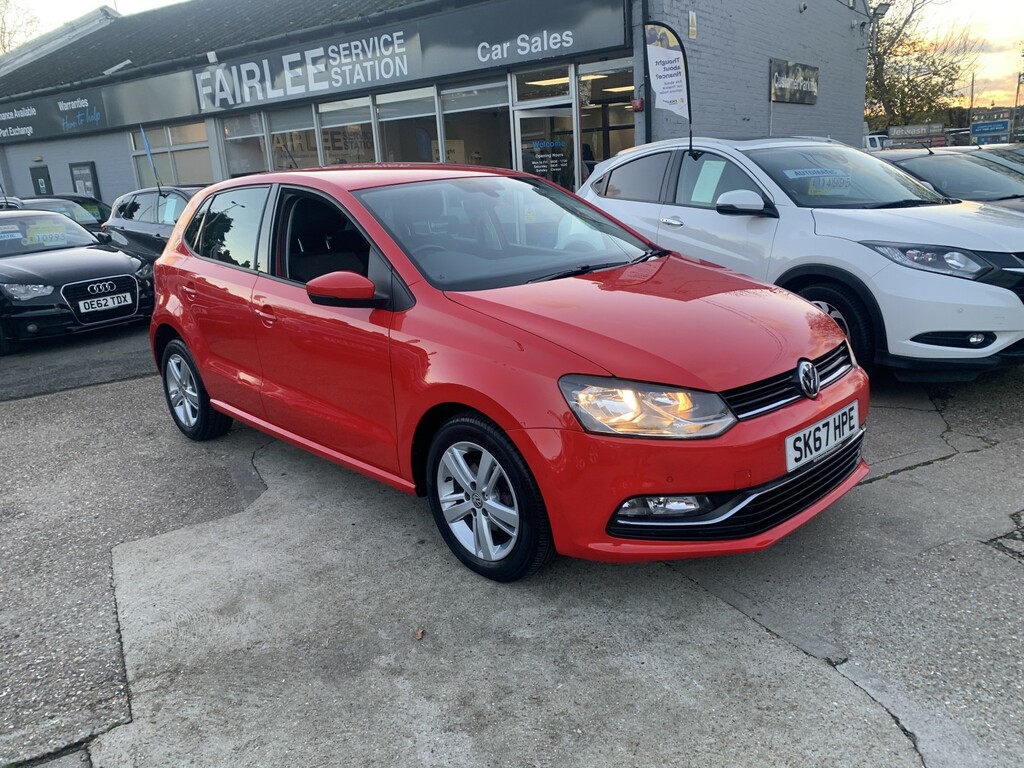 Volkswagen Polo Hatchback 1.2 Tsi Match Edition 2017 SK67HPE Red #2