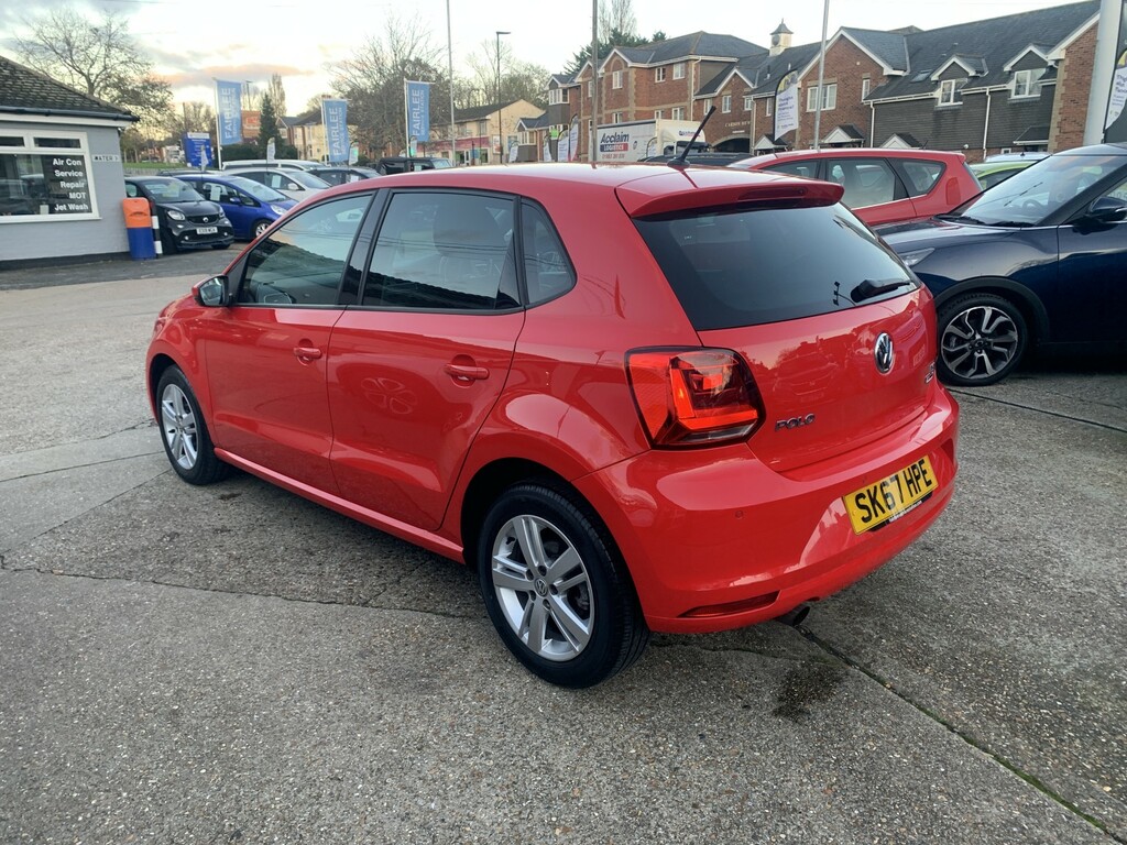 Volkswagen Polo Hatchback 1.2 Tsi Match Edition 2017 SK67HPE Red #5