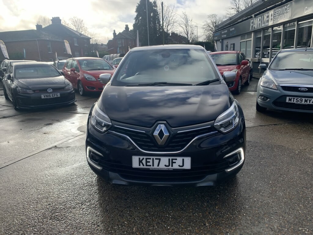 Renault Captur Suv 1.5 Signature S Nav Dci 110 2017 KE17JFJ Purple #3
