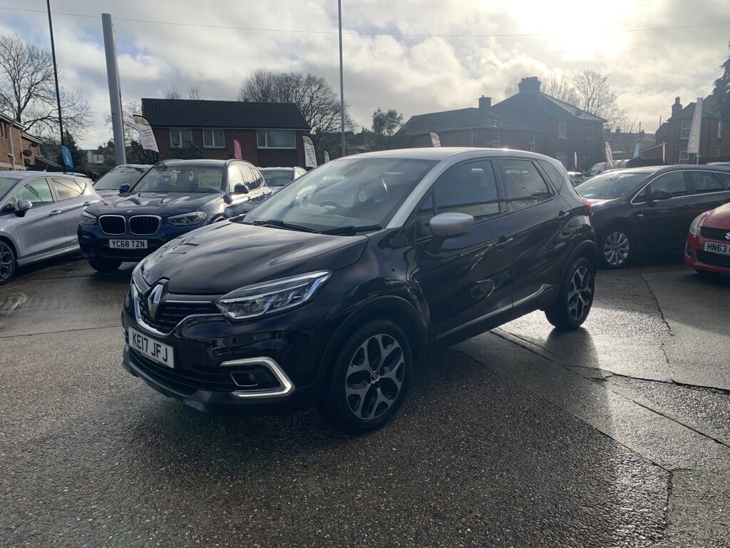 Renault Captur Suv 1.5 Signature S Nav Dci 110 2017 KE17JFJ Purple #4