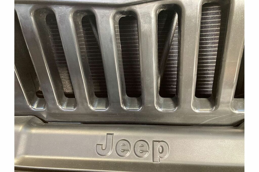 Jeep Wrangler 4.0 Sahara Hard Top Green #9