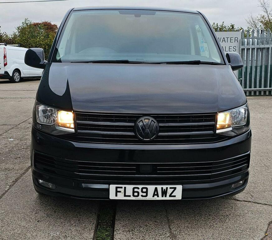 Volkswagen Transporter Combi Van 2.0 Tdi T32 Bluemotion Tech Highline Kom FL69AWZ Black #2