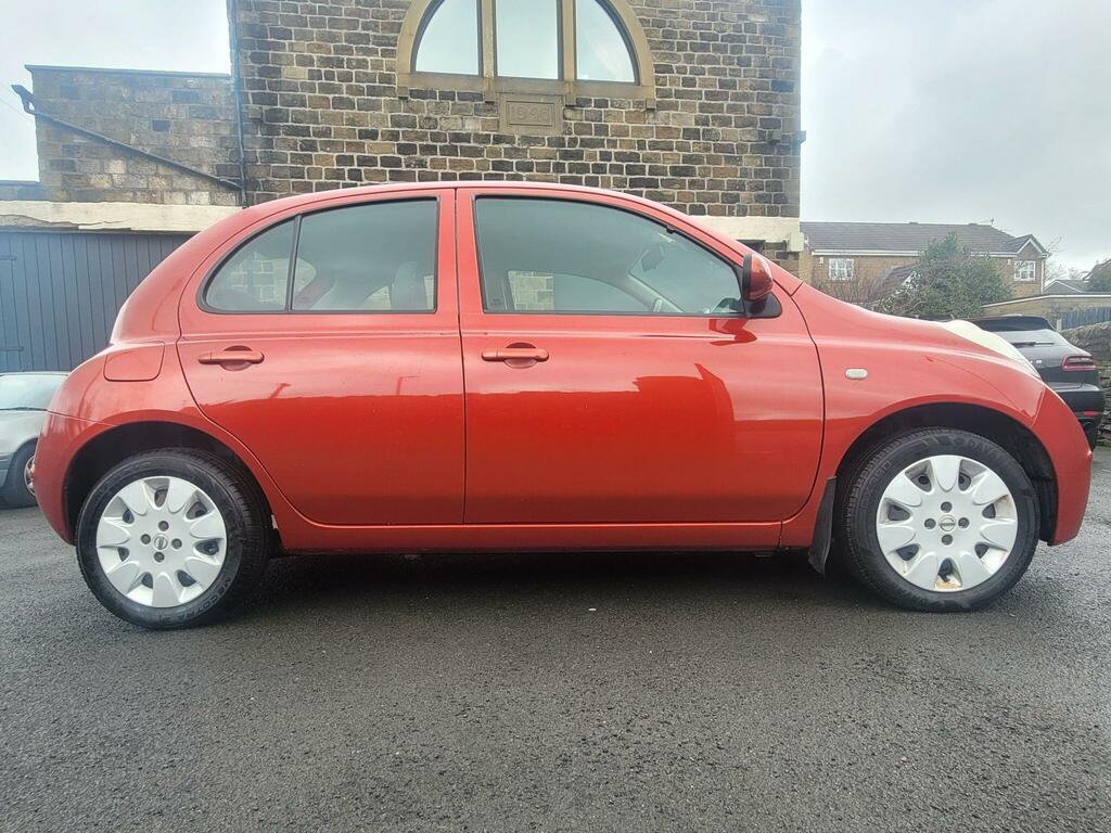 Nissan Micra 1.2 16V Spirita Red #3