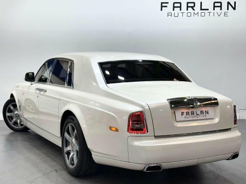Rolls-Royce Phantom 6.7 V12 Saloon Black #4