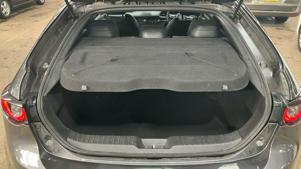 Mazda 3 2L Gt Sport Tech PE71YGH Grey #3