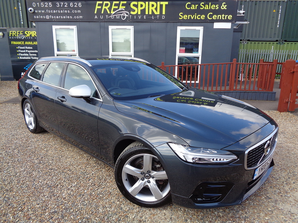 Volvo V90 D4 R-design Grey