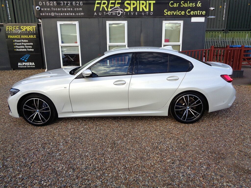 BMW 3 Series 320D Mht M Sport EU21LLF White #6