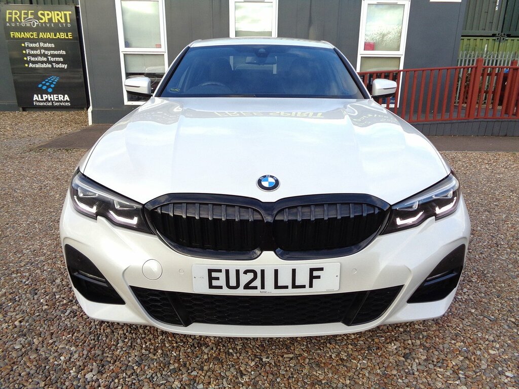 BMW 3 Series 320D Mht M Sport EU21LLF White #2