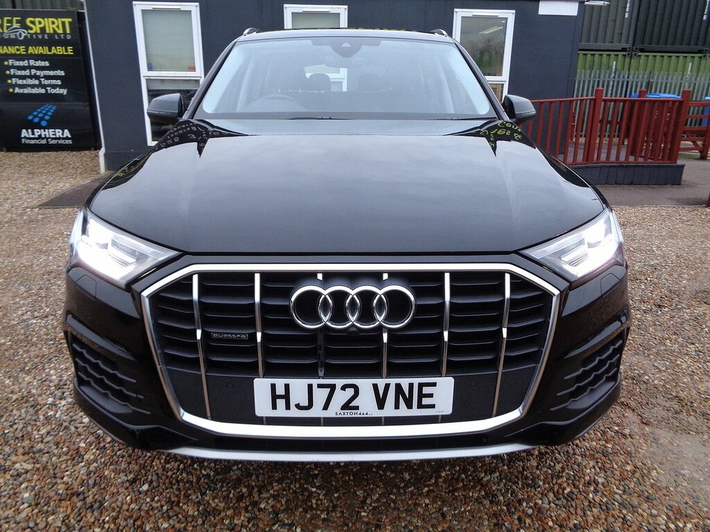 Audi Q7 Tfsi V6 Sport HJ72VNE Black #2