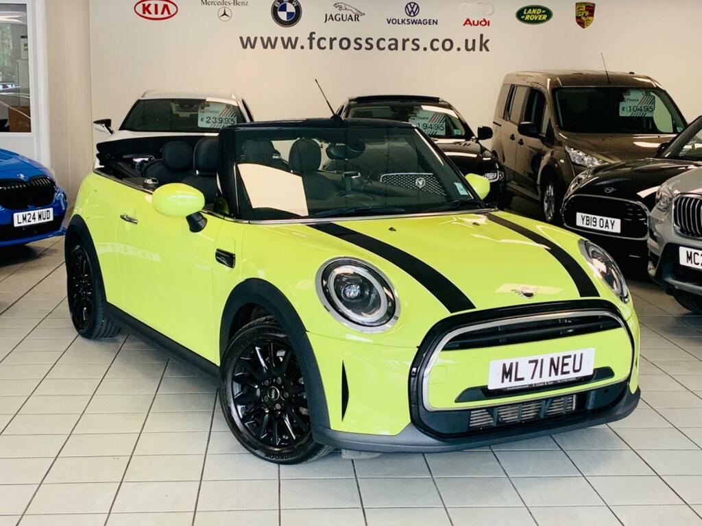 Mini Convertible Convertible 1.5 Cooper Classic Euro 6 Ss 2 Yellow
