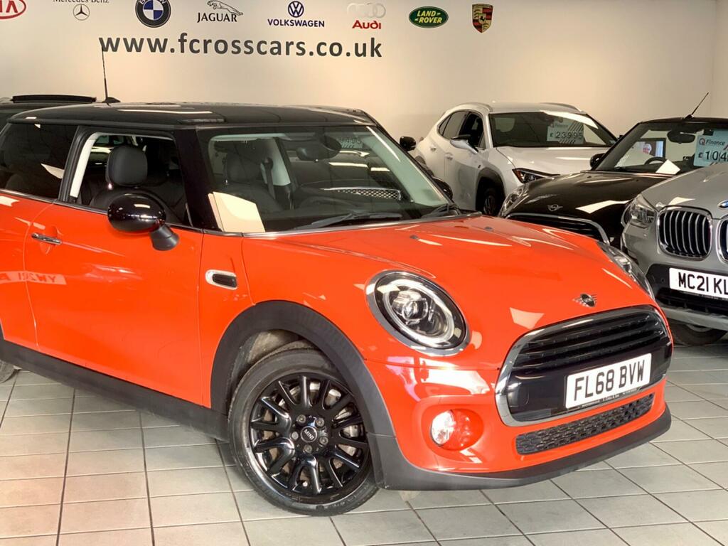 Mini Hatch Hatchback 1.5 Cooper 201868 FL68BVW Orange #4