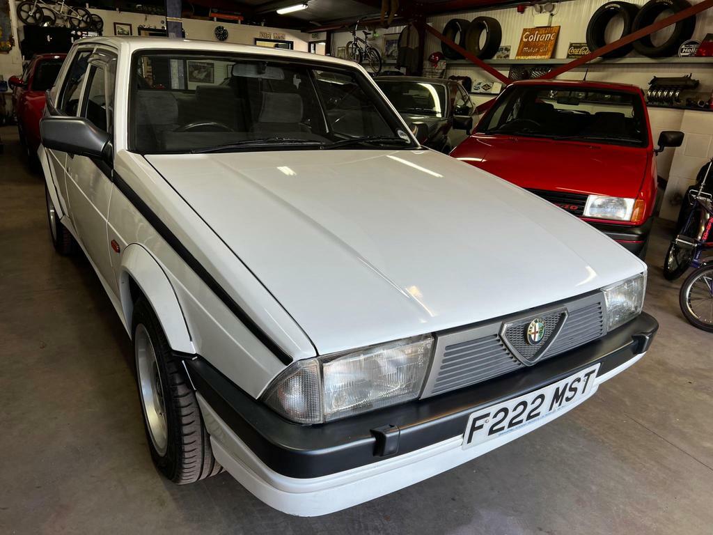 Alfa Romeo 75 2.0 T.spark Saloon F222MST White #3