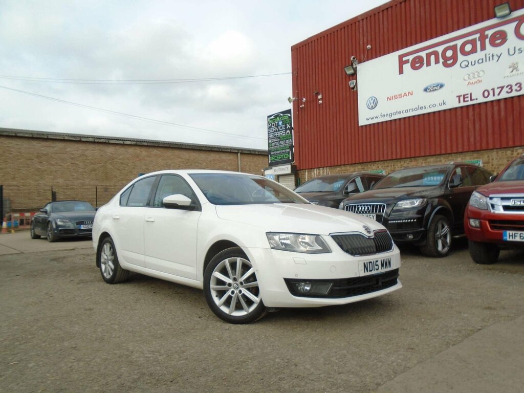 Skoda Octavia 1.6 Tdi Elegance Euro 5 Ss ND15MWW White