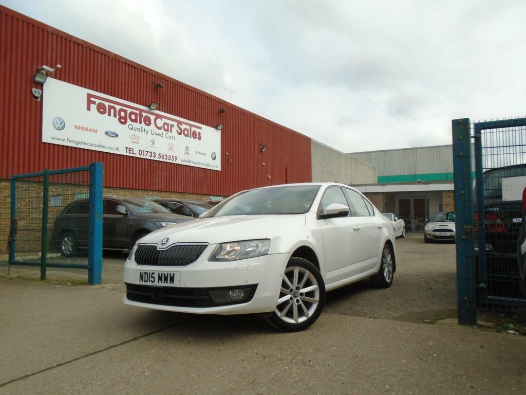 Skoda Octavia 1.6 Tdi Elegance Euro 5 Ss ND15MWW White #3