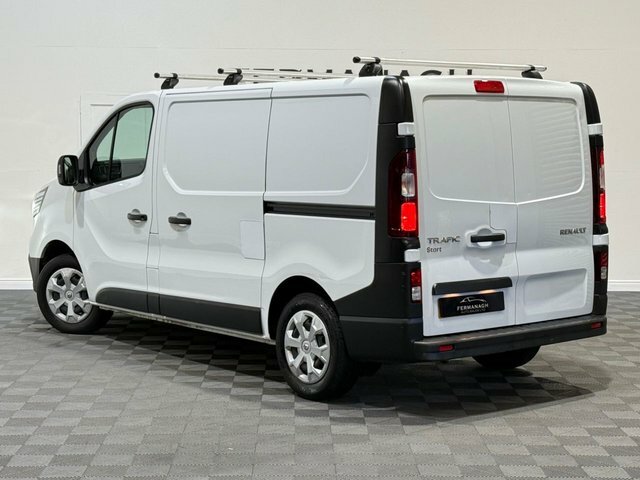 Renault Trafic 2.0 Dci Blue Sl30 Start Panel Van Manua FV24JKX White #3