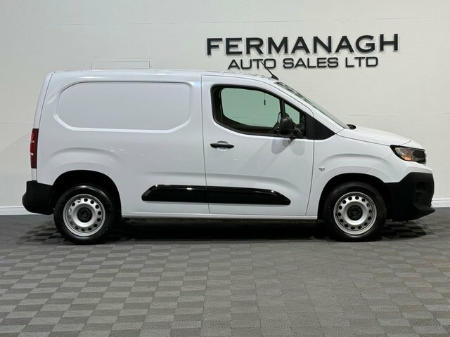 Peugeot Partner 1.5 Bluehdi 1000 Professional Standard Panel Van 5 VA24KGX White #2