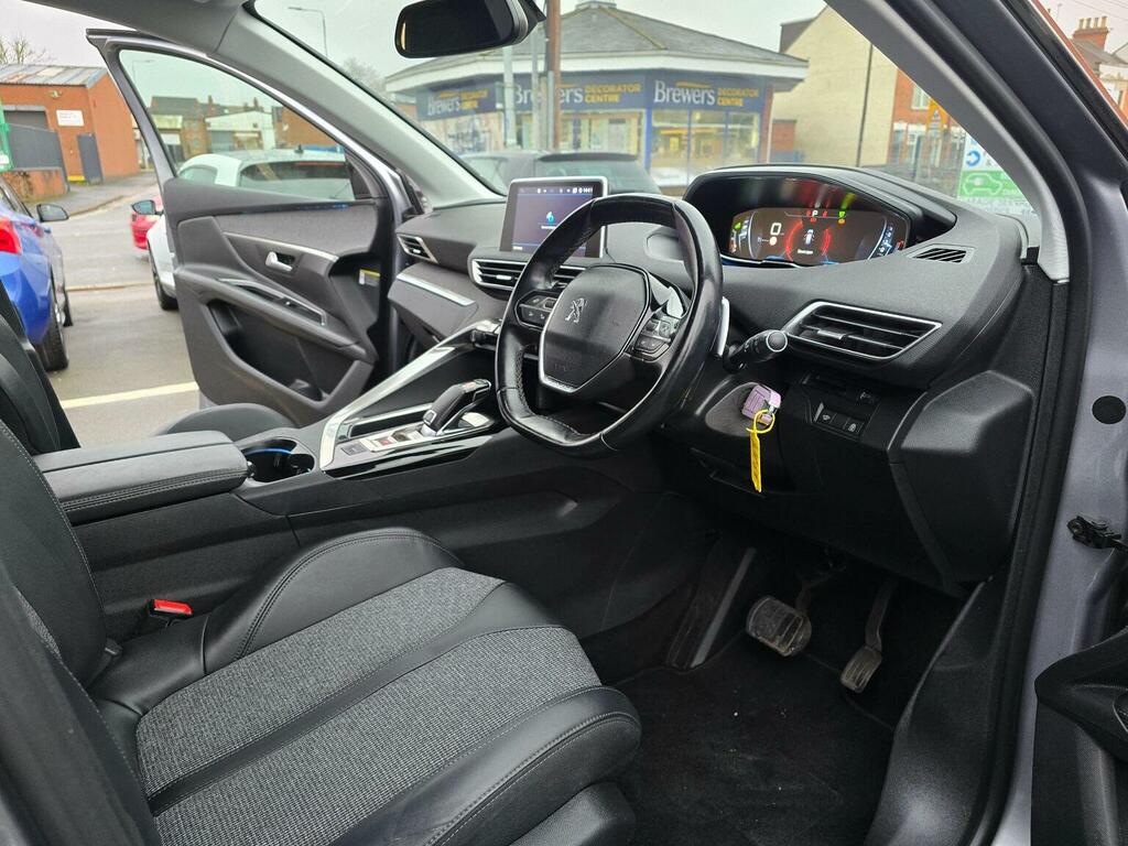 Peugeot 3008 Suv 1.5 Bluehdi Allure Eat Euro 6 Ss 2019 KF19VXV Grey #3