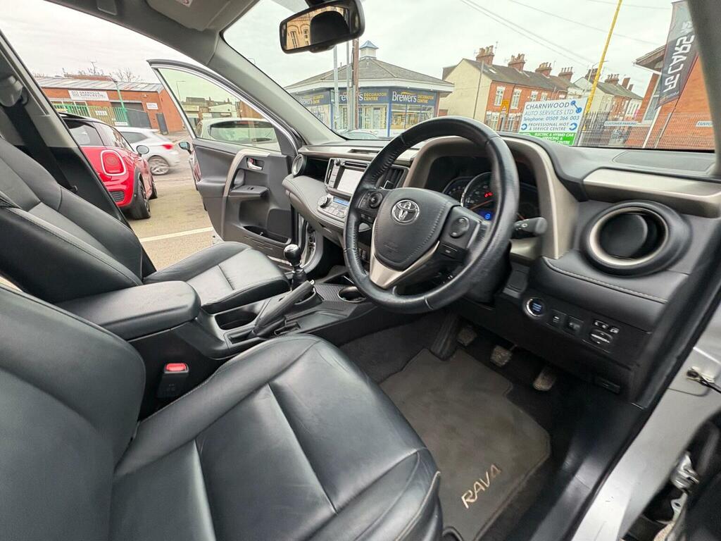 Toyota Rav 4 Suv 2.2 D-4d Invincible 4Wd Euro 5 201464 Silver #3