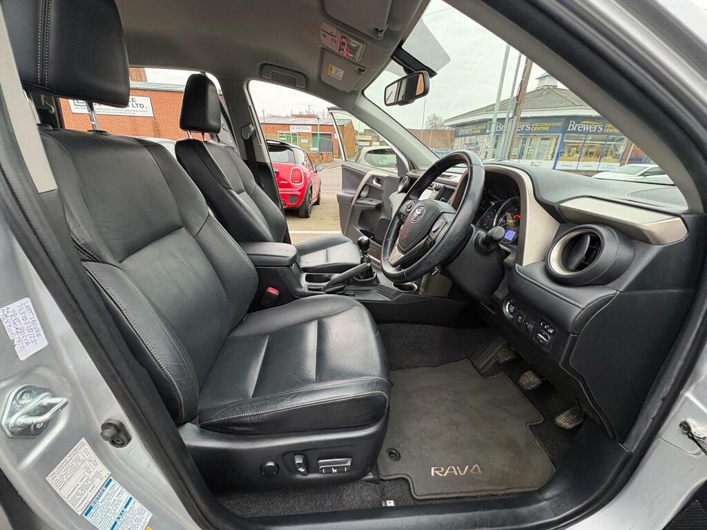 Toyota Rav 4 Suv 2.2 D-4d Invincible 4Wd Euro 5 201464 Silver #4