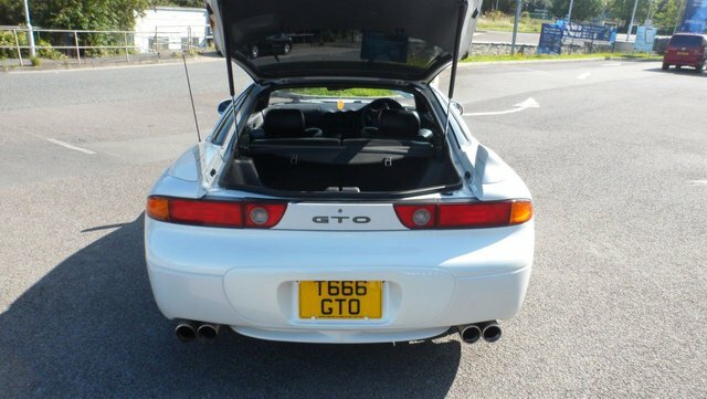 Mitsubishi GTO 2010 3.0 White #5