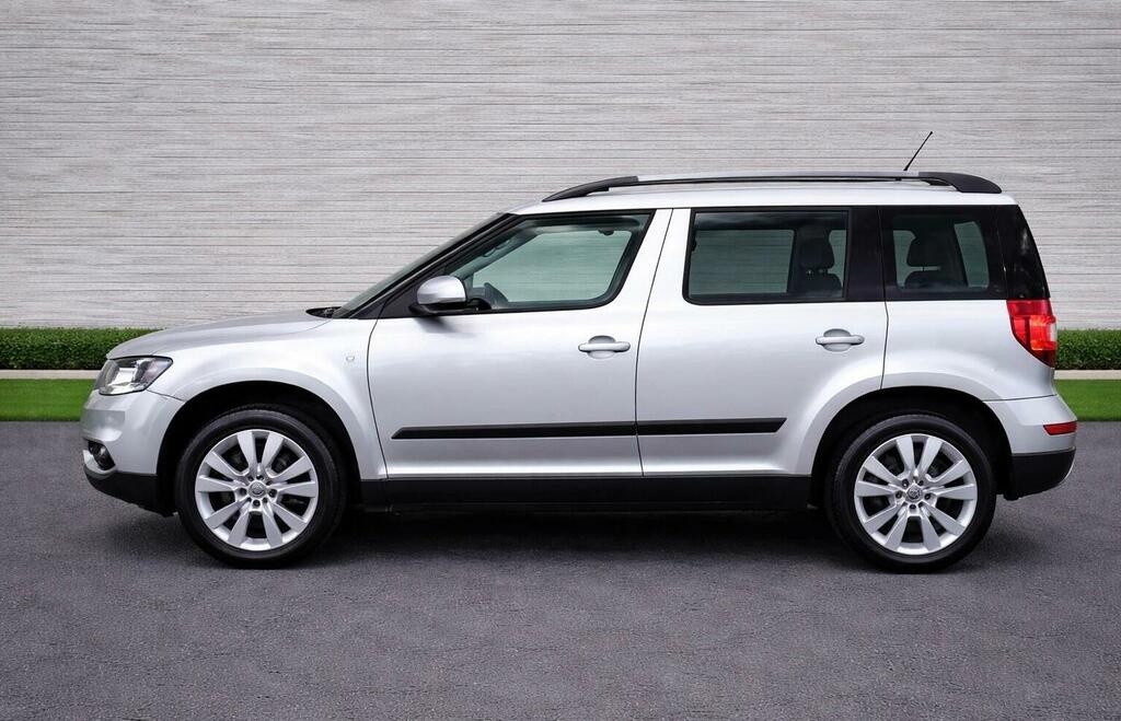 Skoda Yeti Suv 1.2 Tsi Se L Outdoor Dsg Euro 6 Ss 201 SK66KFP Silver #4