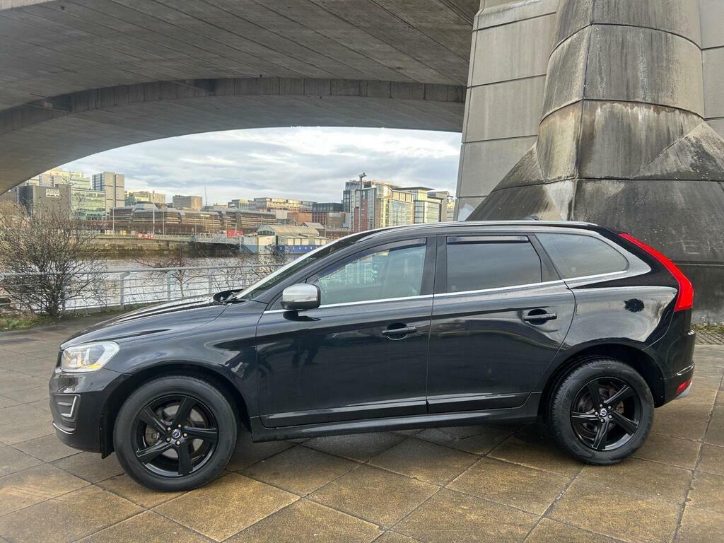 Volvo XC60 2.4 D4 R-design Geartronic Awd Euro 5 YY14LZS Black #4