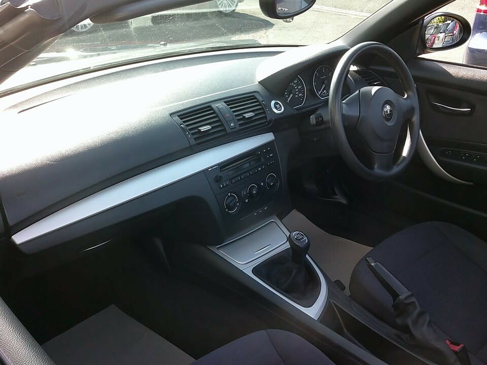 BMW 1 Series Convertible 2.0 118D Es Convertible 2009 WJ59CFF Black #6