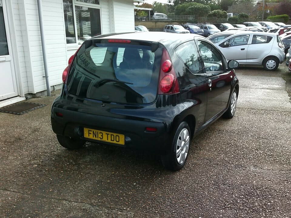 Peugeot 107 Hatchback 1.0 12V Access 2013 Black