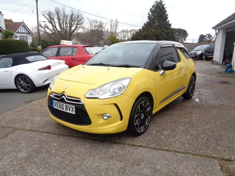 Citroen DS3 Hatchback 1.4 Vti 16V Dsign 2010 Yellow #5