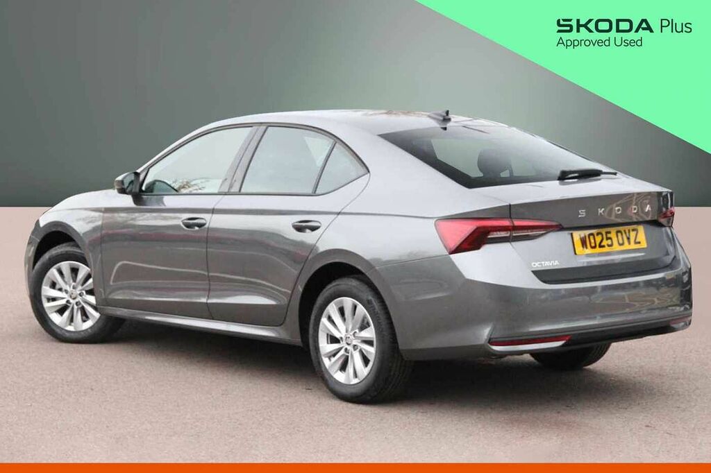 Skoda Octavia 2.0 Tdi 150 Se Technology Dsg Grey #3