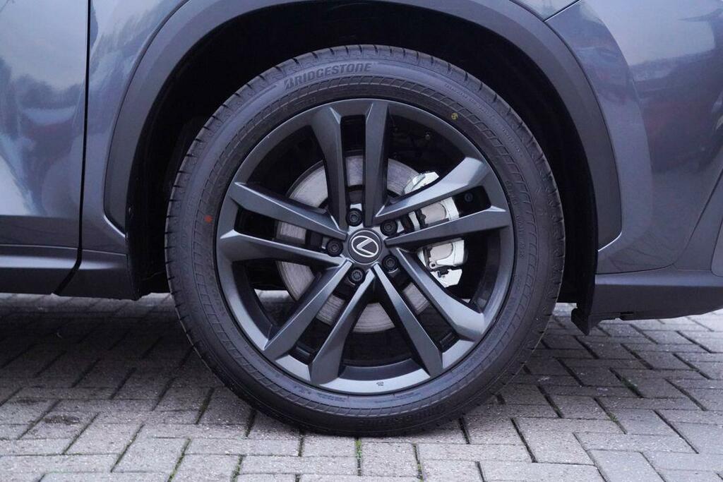 Lexus NX 450H Premium Plus Pan Roof RE75ZSN Grey #5