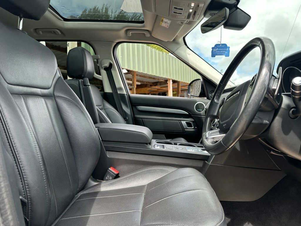 Land Rover Discovery 3L Landmark Edition LD70SSK Black #2