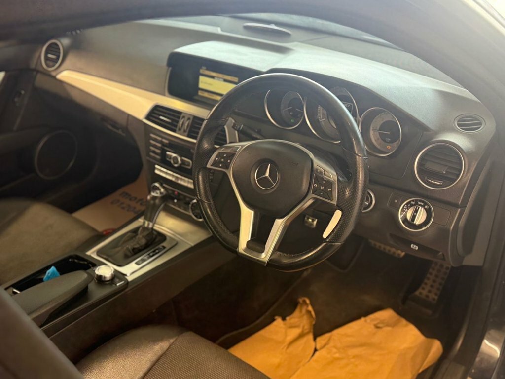 Mercedes-Benz C Class 2.1L Sport KM11KEK Black #2