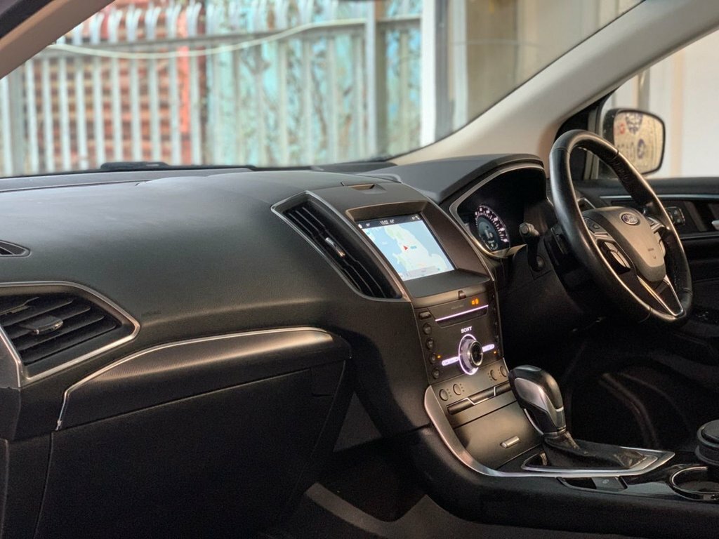 Ford Edge 2L Titanium SY18UCF White #2