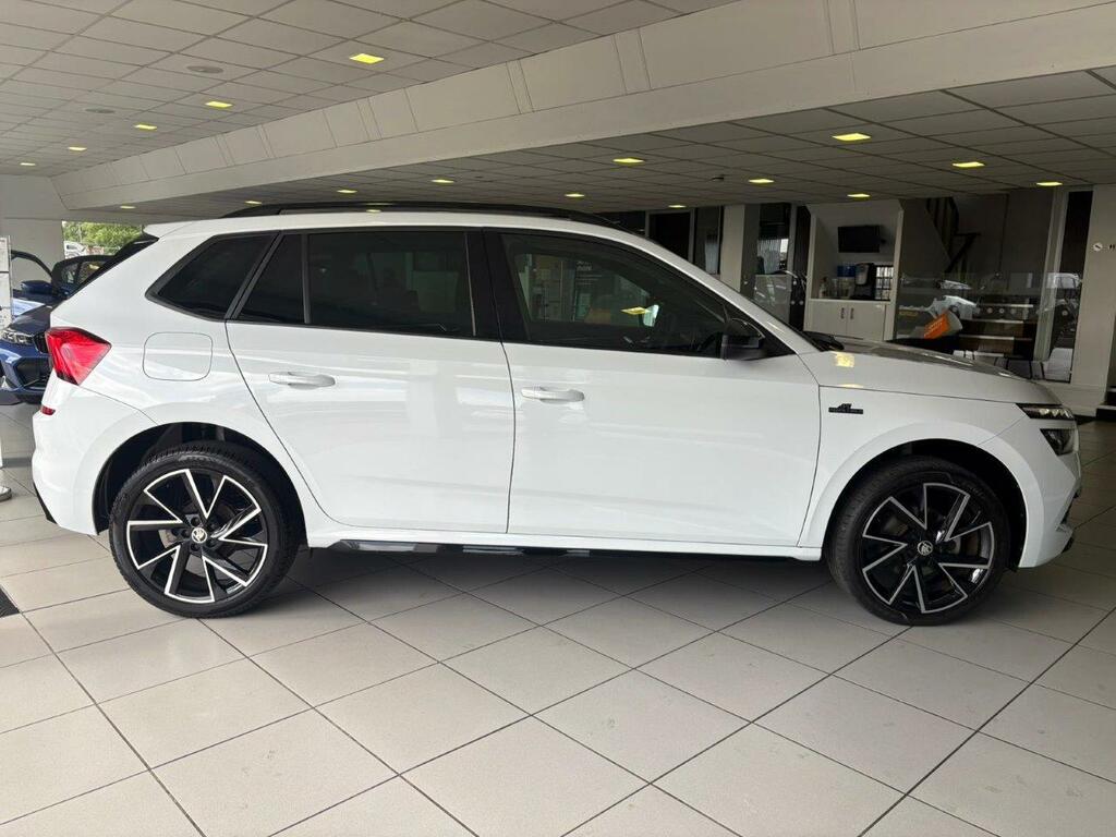 Skoda Kamiq Suv LT22OXH White #3