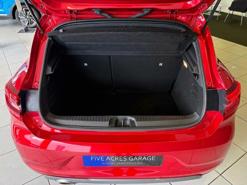 Renault Clio Hatchback CF73EKD Red #6