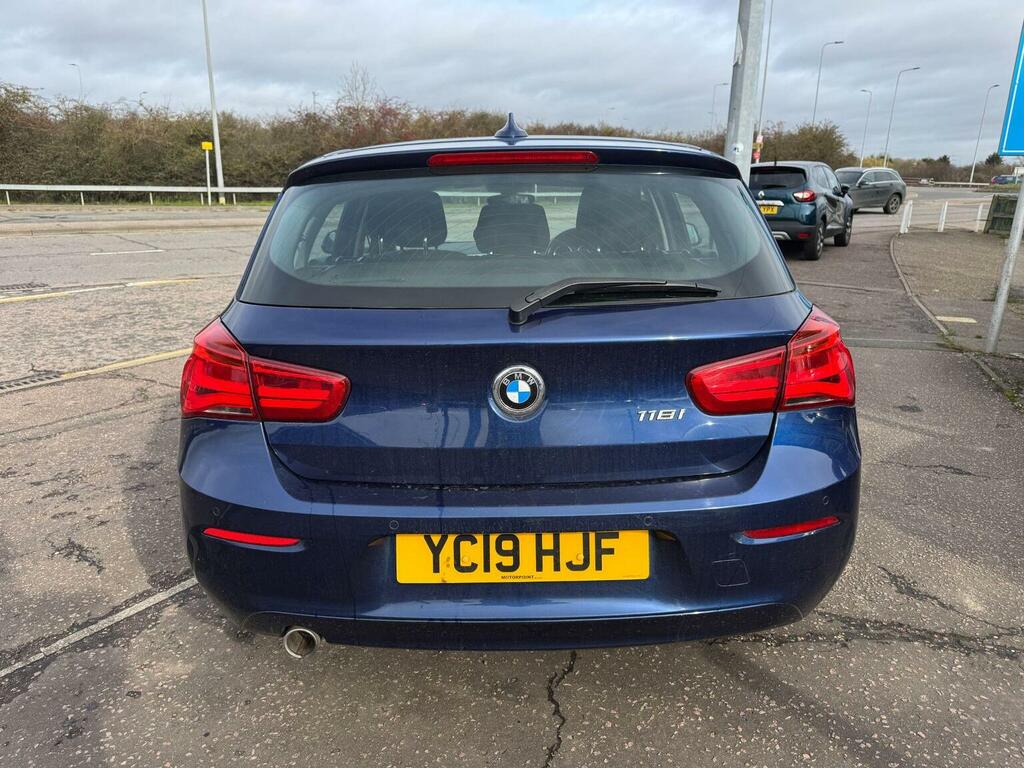 BMW 1 Series Hatchback 1.5 118I Se Business Euro 6 Ss 5 YC19HJF Blue #4