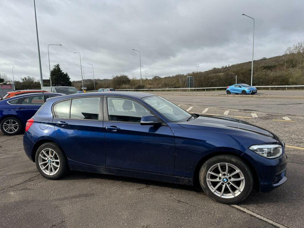 BMW 1 Series Hatchback 1.5 118I Se Business Euro 6 Ss 5 YC19HJF Blue #6