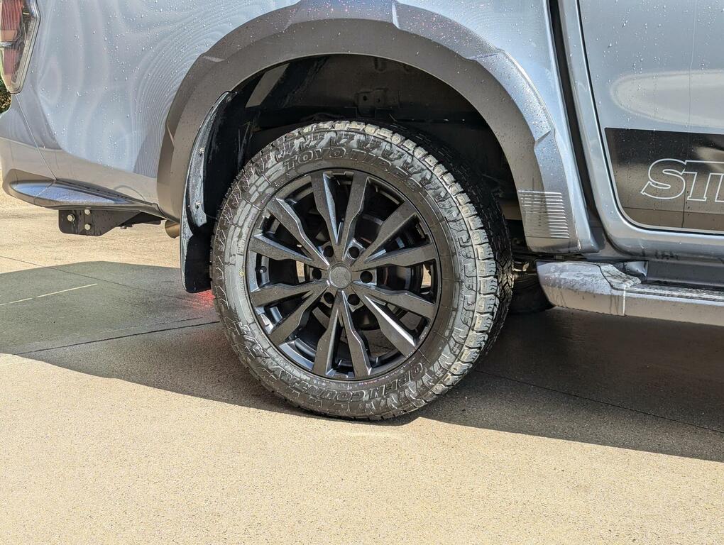Isuzu D-Max 1.9 Td V-cross Steel Edition Pickup Double Cab WJ25BYA Grey #6
