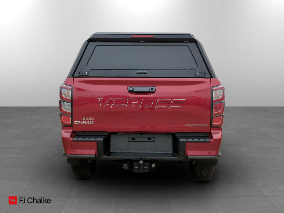 Isuzu D-Max V-cross Commercial Red #4