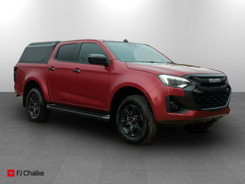 Isuzu D-Max V-cross Commercial Red