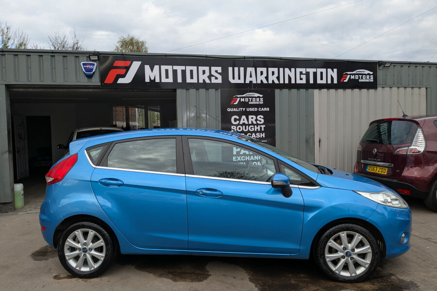 Ford Fiesta Hatchback FV10OEU Blue #3