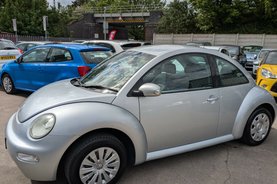 Volkswagen Beetle Hatchback MK53LHZ Silver #5