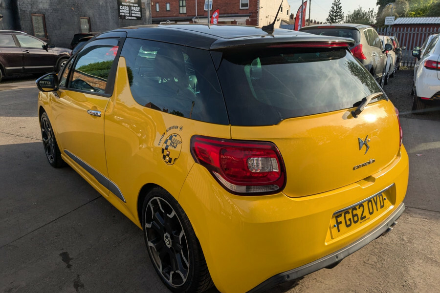 Citroen DS3 Dsport Plus FG62OYD Yellow #4