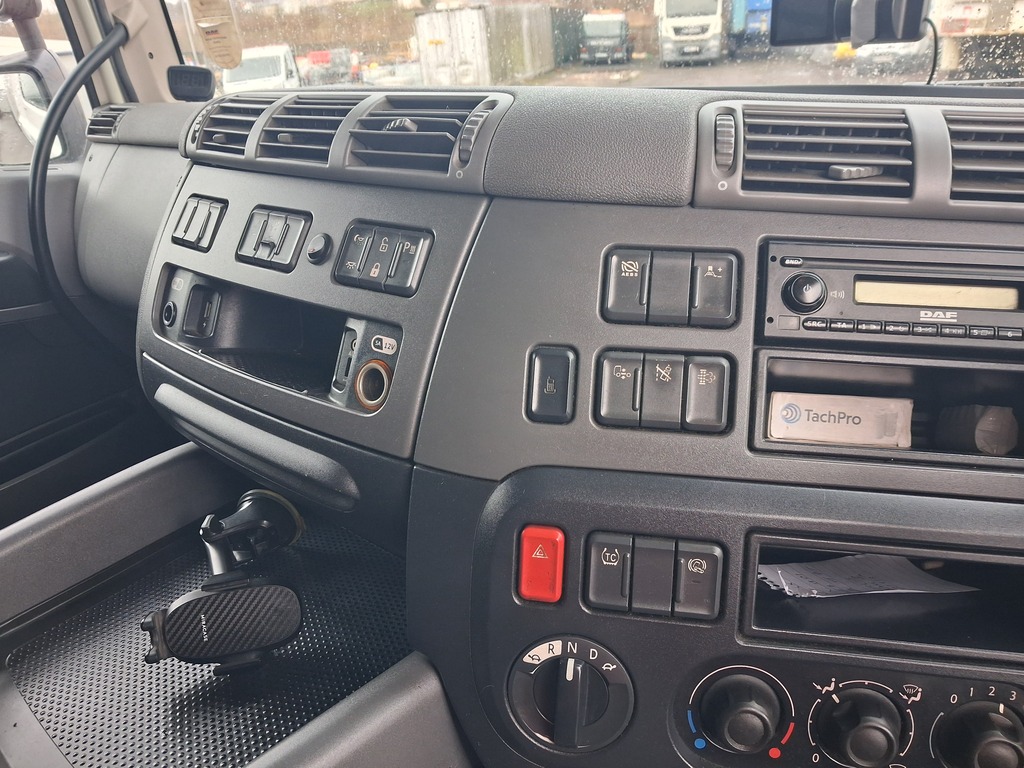 DAF All Models Lf 220 Fa 18T Construct White #8