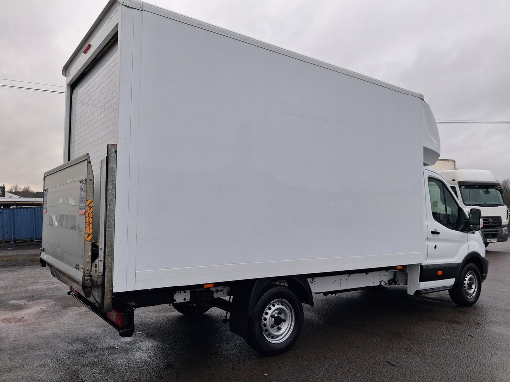 Ford Transit Custom Transit 350 Fwd Srw Luton... BD71AVJ #5