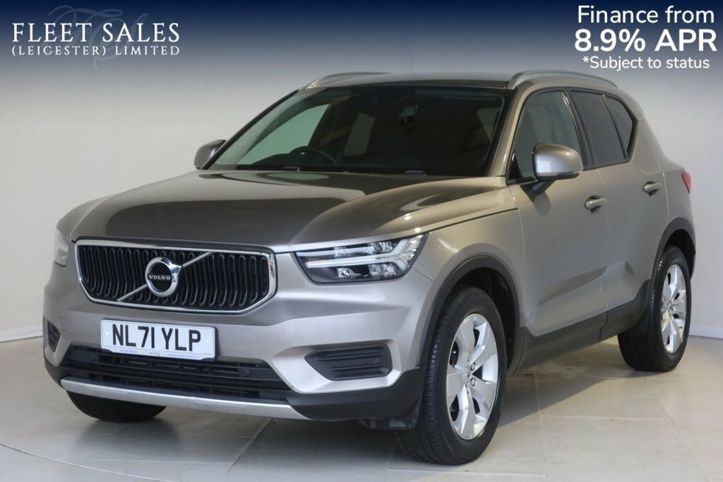 Volvo XC40 1.5L Momentum Grey