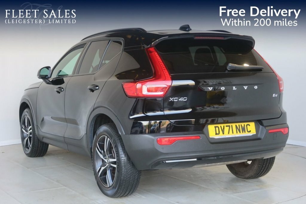 Volvo XC40 2L R-design DV71NWC Black #3