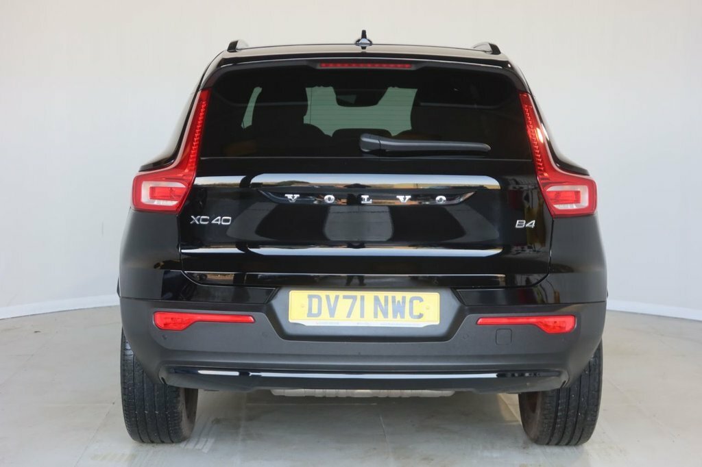 Volvo XC40 2L R-design DV71NWC Black #6